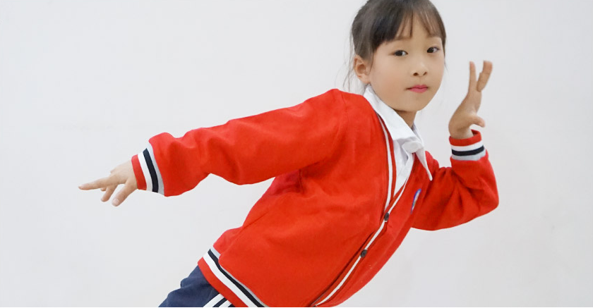 幼儿园园服红色经典款|通荣制衣